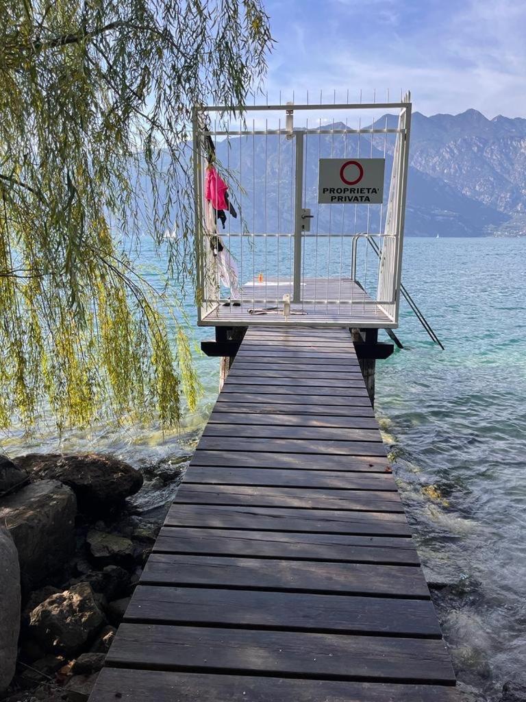 Lake View Luca Apartment Malcesine Ngoại thất bức ảnh