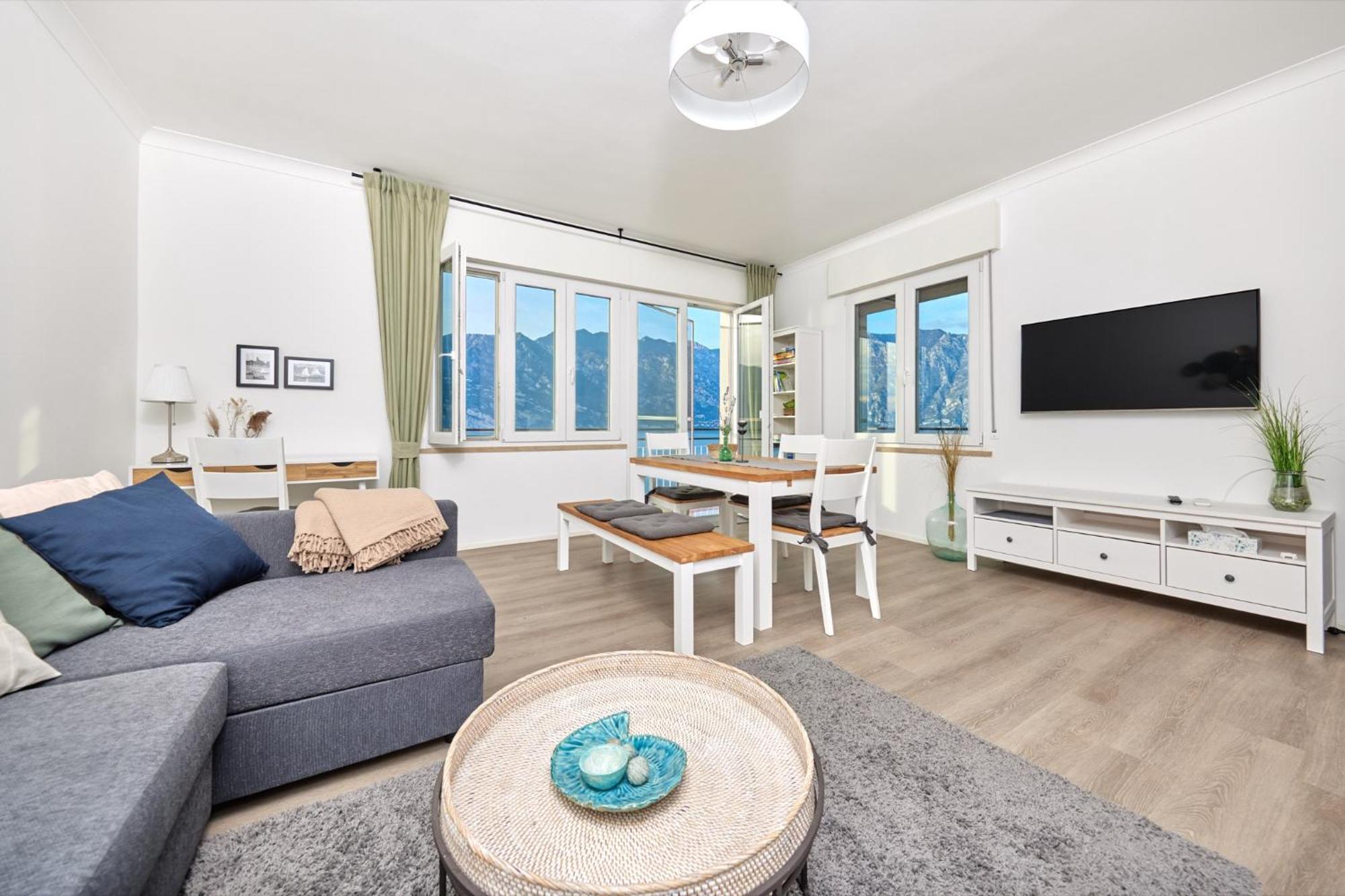 Lake View Luca Apartment Malcesine Ngoại thất bức ảnh